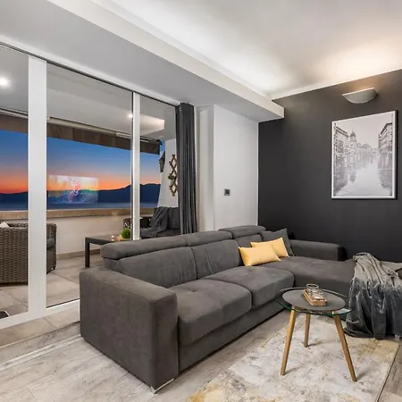 Lux Apartment Sky View Rijeka Exterior photo