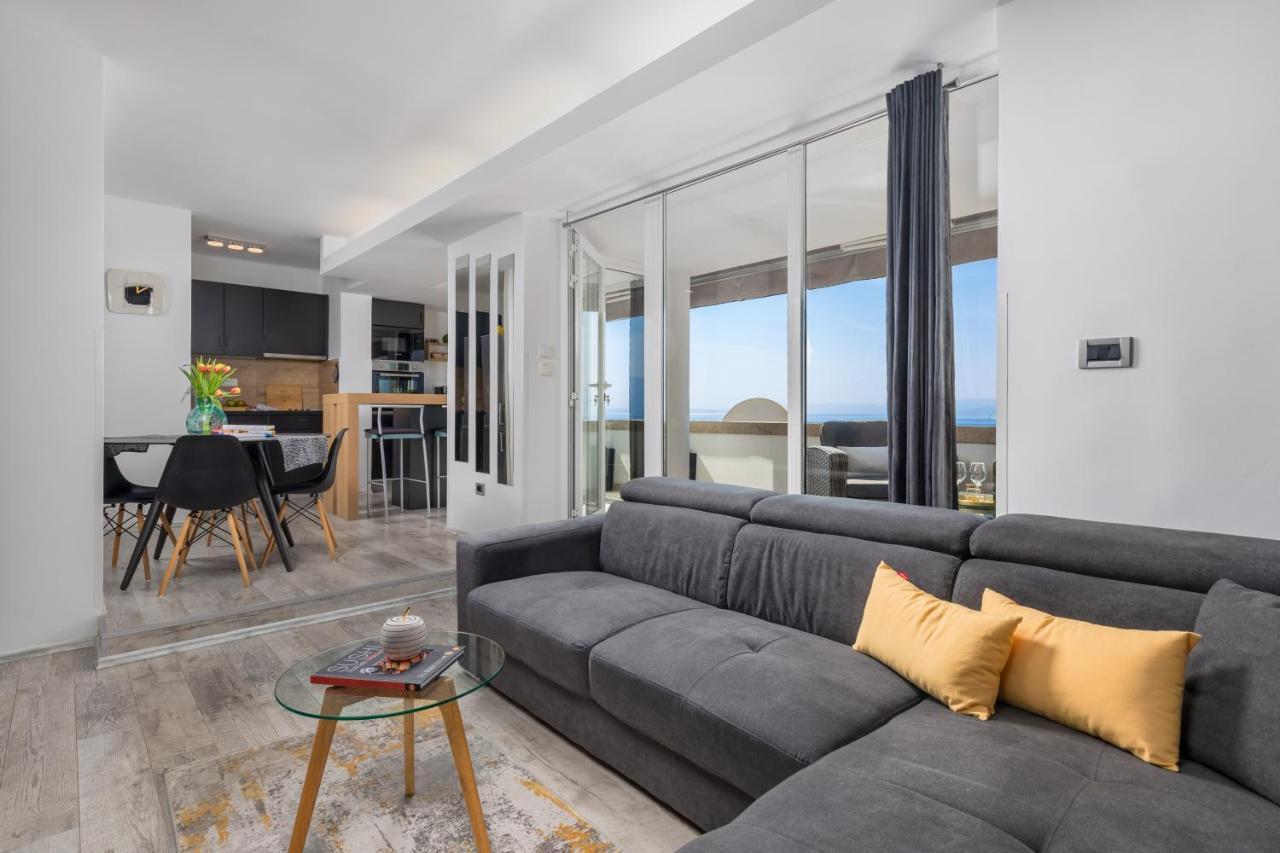Lux Sky View Apartment