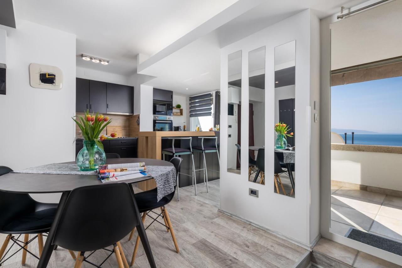 Apartment Lux Sky View